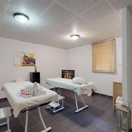 Hameau 8 101 - & Piscine 4 Pers Apartment *